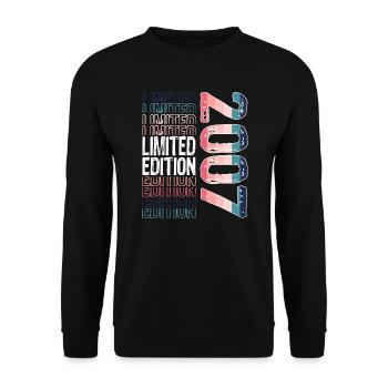 Limited Edition Since 2007 Birthday Vintage 2007 - Unisex Sweatshirt - black - Front - Alina (178cm) & Michal (187cm)