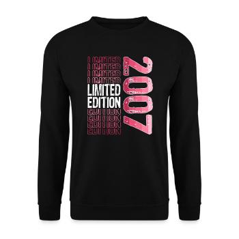 Limited Edition Since 2007 Birthday Vintage 2007 - Unisex Sweatshirt - black - Front - Alina (178cm) & Michal (187cm)