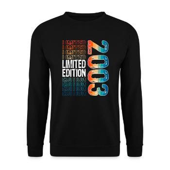 Limited Edition Since 2003 Birthday Vintage 2003 - Unisex Sweatshirt - black - Front - Alina (178cm) & Michal (187cm)