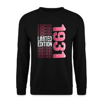 Limited Edition Since 1931 Birthday Vintage 1931 - Unisex Sweatshirt - black - Front - Alina (178cm) & Michal (187cm)