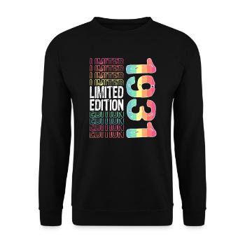 Limited Edition Since 1931 Birthday Vintage 1931 - Unisex Sweatshirt - black - Front - Alina (178cm) & Michal (187cm)