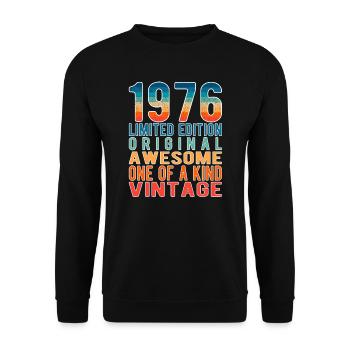 Edition limitée depuis 1976 Anniversaire Millésime 1976 - Sweat-shirt Unisexe - noir - Devant - Alina (178cm) & Michal (187cm)