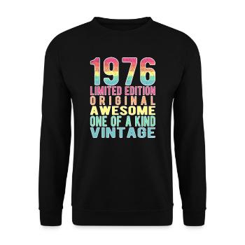 Edition limitée depuis 1976 Anniversaire Millésime 1976 - Sweat-shirt Unisexe - noir - Devant - Alina (178cm) & Michal (187cm)