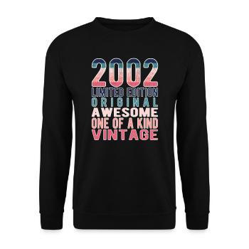 Limited Edition Since 2002 Birthday Vintage 2002 - Unisex Sweatshirt - black - Front - Alina (178cm) & Michal (187cm)