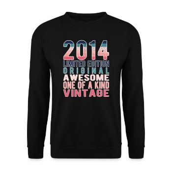 Limited Edition Since 2014 Birthday Vintage 2014 - Unisex Sweatshirt - black - Front - Alina (178cm) & Michal (187cm)