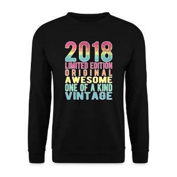 Limited Edition Since 2018 Birthday Vintage 2018 - Unisex Sweatshirt - black - Front - Alina (178cm) & Michal (187cm)