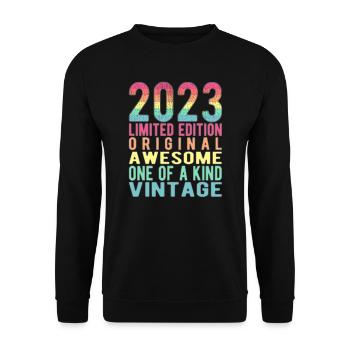 Limited Edition since 2023 Birthday Vintage 2023 - Unisex Sweatshirt - black - Front - Alina (178cm) & Michal (187cm)