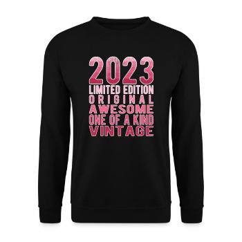 Limited Edition since 2023 Birthday Vintage 2023 - Unisex Sweatshirt - black - Front - Alina (178cm) & Michal (187cm)