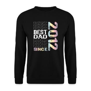 Best dad in the world since 2012 Father's Day - Unisex Sweatshirt - black - Front - Alina (178cm) & Michal (187cm)