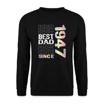 Best dad in the world since 1947 Father's Day - Unisex Sweatshirt - black - Front - Alina (178cm) & Michal (187cm)
