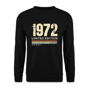 51st Birthday 51 Years Retro Limited Edition 1972 - Unisex Sweatshirt - black - Front - Alina (178cm) & Michal (187cm)