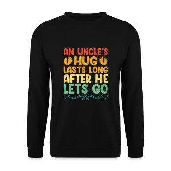 Die Umarmung eines Onkels hält noch lange an, nachdem er die Familie losgelassen hat - Unisex Pullover - Schwarz - Vorne - Alina (178cm) & Michal (187cm)
