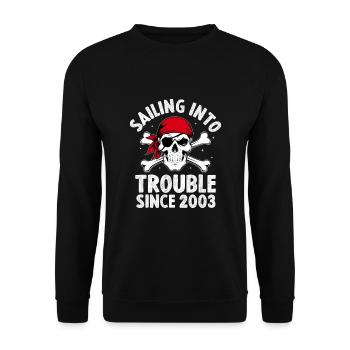 Segeln in Schwierigkeiten seit 2003 Piratenjugend - Unisex Pullover - Schwarz - Vorne - Alina (178cm) & Michal (187cm)
