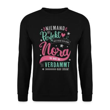 Nora Vorname lustiger Spruch Namenstag Geschenk - Unisex Pullover - Schwarz - Vorne - Alina (178cm) & Michal (187cm)