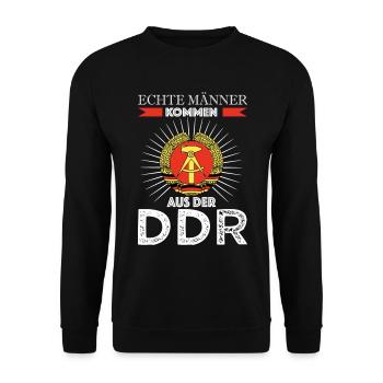 Echte Männer DDR Spruch Deutschland - Unisex Pullover - Schwarz - Vorne - Alina (178cm) & Michal (187cm)
