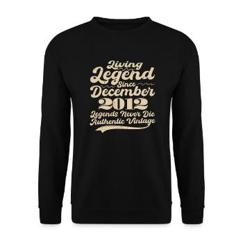 Es war einmal eine Legende. Dezember 2012 Geburts - Unisex Pullover - Schwarz - Vorne - Alina (178cm) & Michal (187cm)