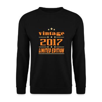2017 Vintage Retro Birthday Bday Cadeau 2017 - Sweat-shirt Unisexe - noir - Devant - Alina (178cm) & Michal (187cm)