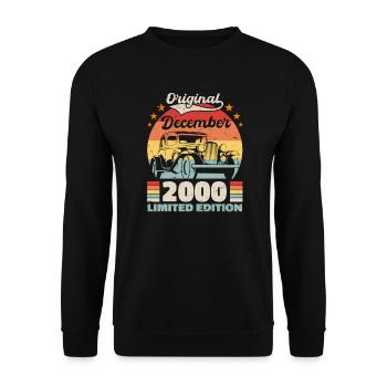 December 2000 Birthday Present December 2000 - Unisex Sweatshirt - black - Front - Alina (178cm) & Michal (187cm)