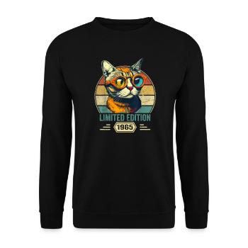 Awesome since 1965 Cat Birthday Gift - Unisex Sweatshirt - black - Front - Alina (178cm) & Michal (187cm)