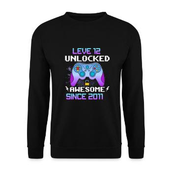 Level 12 Freigeschaltet Awesome seit 2011 Funny Gamer - Unisex Pullover - Schwarz - Vorne - Alina (178cm) & Michal (187cm)