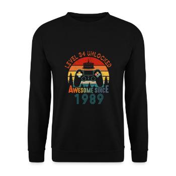 Level 34 Unlocked Awesome Since 1989 Funny Gamer - Unisex Sweatshirt - black - Front - Alina (178cm) & Michal (187cm)