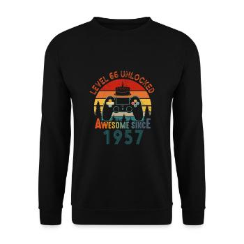Level 66 Unlocked Awesome Since 1957 Funny Gamer - Unisex Sweatshirt - black - Front - Alina (178cm) & Michal (187cm)