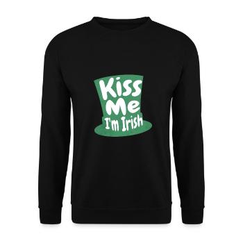 Kiss Me I'm Irish Embrace Celtic Charm & Tradition - Unisex Sweatshirt - black - Front - Alina (178cm) & Michal (187cm)
