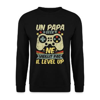 Un Papa geek ne vieillit pas il level up - Sweat-shirt Unisexe - noir - Devant - Alina (178cm) & Michal (187cm)
