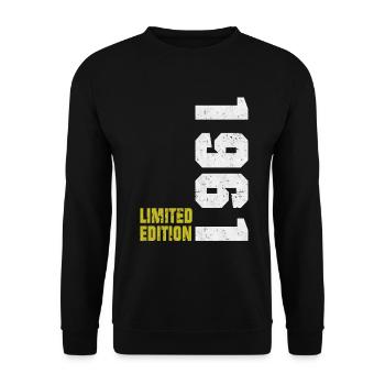Édition limitée 1961 Born Birthday Sayings - Sweat-shirt Unisexe - noir - Devant - Alina (178cm) & Michal (187cm)