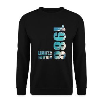 1988. Limited Edition T-Shirt Birthday Idea - Unisex Sweatshirt - black - Front - Alina (178cm) & Michal (187cm)