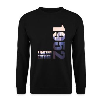 1952. Limited Edition T-Shirt Birthday Idea - Unisex Sweatshirt - black - Front - Alina (178cm) & Michal (187cm)