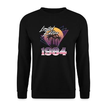 1984 SW Dreiecke limitierte Auflage - 1984 Geburtstag - Unisex Pullover - Schwarz - Vorne - Alina (178cm) & Michal (187cm)