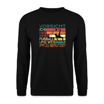 Fußballzubehör Geschenkidee Fußballfan - Unisex Pullover - Schwarz - Vorne - Alina (178cm) & Michal (187cm)
