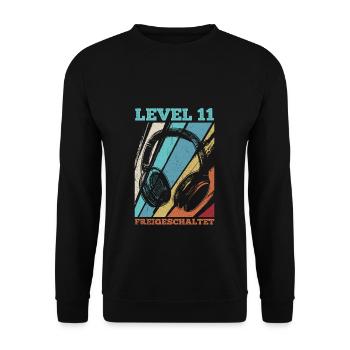 11.Geburtstag Video Gamer Level 11 freigeschaltet - Unisex Pullover - Schwarz - Vorne - Alina (178cm) & Michal (187cm)