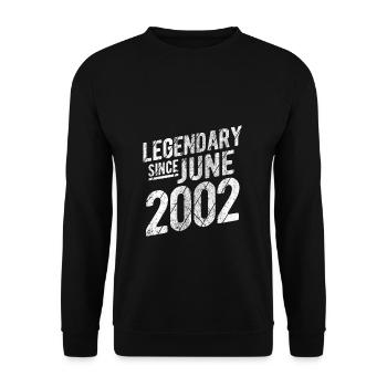 20th Birthday Gift Legendary Since June 2002 20 Ye - Unisex Pullover - Schwarz - Vorne - Alina (178cm) & Michal (187cm)