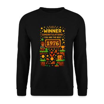 1976 Level 50 Hemd für Retro-Gamer und Geburtstage - Unisex Pullover - Schwarz - Vorne - Alina (178cm) & Michal (187cm)