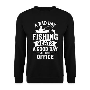 Angler saying: Better on the water than in the office - Unisex Sweatshirt - black - Front - Alina (178cm) & Michal (187cm)