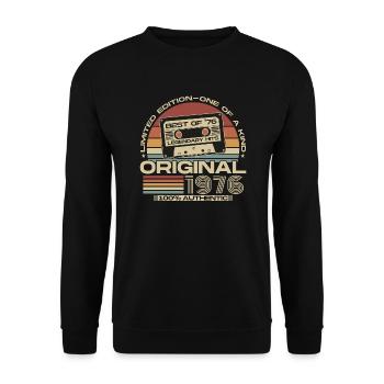 Original 1976 Jahrgang Geburtstag Retro - Unisex Pullover - Schwarz - Vorne - Alina (178cm) & Michal (187cm)