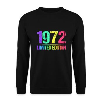 1972 Limited Edition Jahrgang 72er Retro Jahrgang - Unisex Pullover - Schwarz - Vorne - Alina (178cm) & Michal (187cm)
