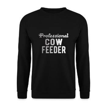 COW FARMER: Cow Feeder - Unisex Pullover - Schwarz - Vorne - Alina (178cm) & Michal (187cm)