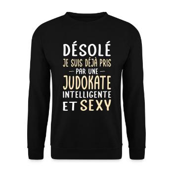 Désolé déjà pris par une judokate sexy - Sweat-shirt Unisexe - noir - Devant - Alina (178cm) & Michal (187cm)