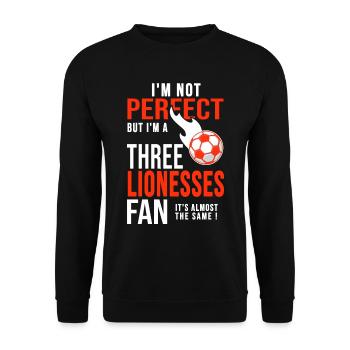 football féminin Three Lionesses fan - Sweat-shirt Unisexe - noir - Devant - Alina (178cm) & Michal (187cm)