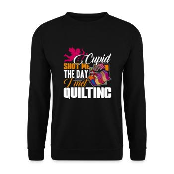 Quilting Cupid Shot Me The Day I Met Quilting - Unisex Sweatshirt - black - Front - Alina (178cm) & Michal (187cm)