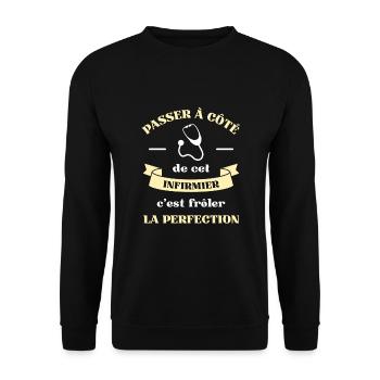 perfection infirmier homme humour idée cadeau - Sweat-shirt Unisexe - noir - Devant - Alina (178cm) & Michal (187cm)