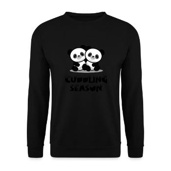 Cuddling Season Panda Winterzeit Wintern Kuscheln - Unisex Pullover - Schwarz - Vorne - Alina (178cm) & Michal (187cm)