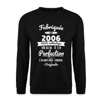 Hergestellt 2006 – Perfekt gereift - Unisex Pullover - Schwarz - Vorne - Alina (178cm) & Michal (187cm)