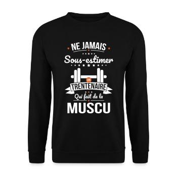 Sous-estimer un trentenaire qui fait de la muscu - Sweat-shirt Unisexe - noir - Devant - Alina (178cm) & Michal (187cm)