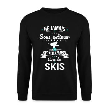 Sous-estimer un trentenaire avec des skis - Sweat-shirt Unisexe - noir - Devant - Alina (178cm) & Michal (187cm)