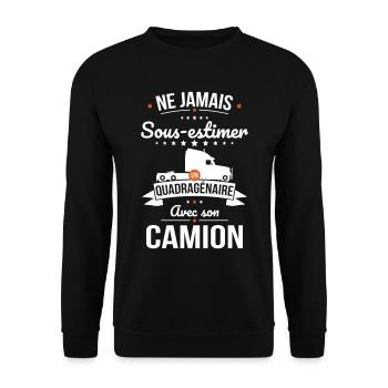 Sous-estimer un quadragénaire avec son camion - Sweat-shirt Unisexe - noir - Devant - Alina (178cm) & Michal (187cm)