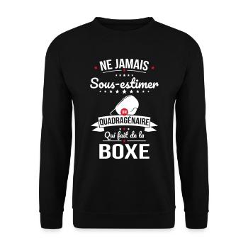 Sous-estimer un quadragénaire qui fait de la boxe - Sweat-shirt Unisexe - noir - Devant - Alina (178cm) & Michal (187cm)